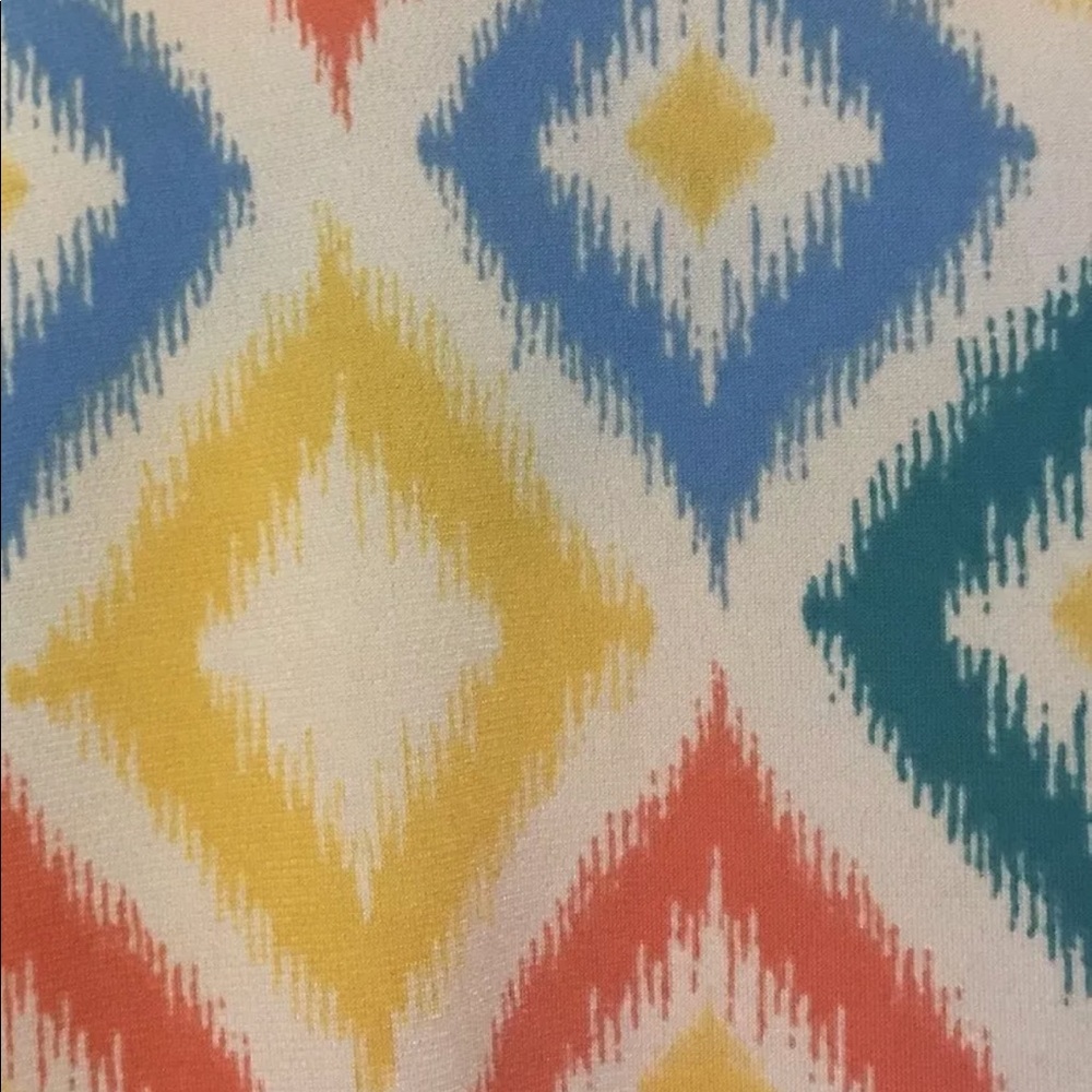 ‼️SOLD‼️
LuLaRoe Azure Skirt Yellow Coral Blue Diamond - Picture 4 of 6